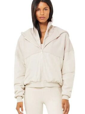 ALO Yoga Arctic Jacket in Bone